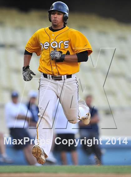 Thumbnail 2 in Temecula Valley vs. Aliso Niguel (CIF SS DIV 2 Final) photogallery.
