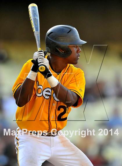 Thumbnail 2 in Temecula Valley vs. Aliso Niguel (CIF SS DIV 2 Final) photogallery.