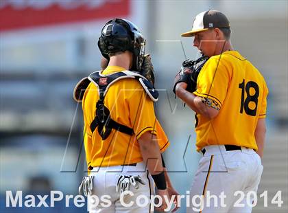 Thumbnail 2 in Temecula Valley vs. Aliso Niguel (CIF SS DIV 2 Final) photogallery.