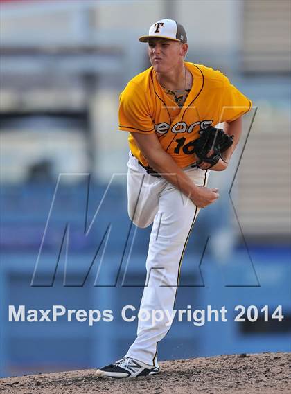 Thumbnail 1 in Temecula Valley vs. Aliso Niguel (CIF SS DIV 2 Final) photogallery.