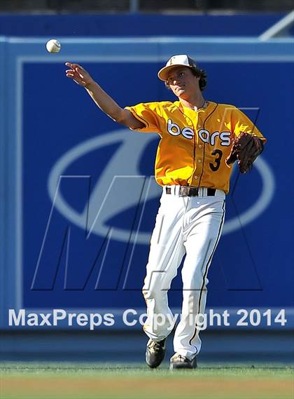 Thumbnail 3 in Temecula Valley vs. Aliso Niguel (CIF SS DIV 2 Final) photogallery.