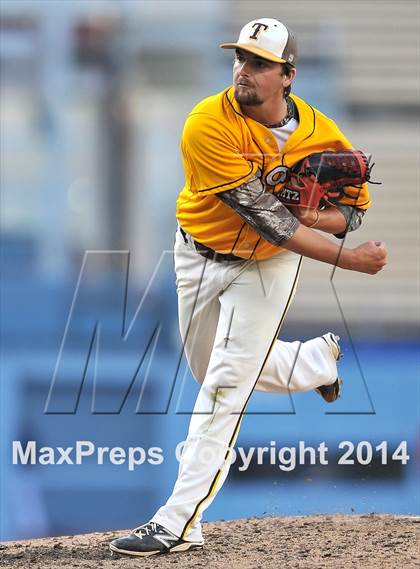 Thumbnail 1 in Temecula Valley vs. Aliso Niguel (CIF SS DIV 2 Final) photogallery.