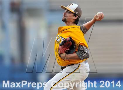 Thumbnail 3 in Temecula Valley vs. Aliso Niguel (CIF SS DIV 2 Final) photogallery.