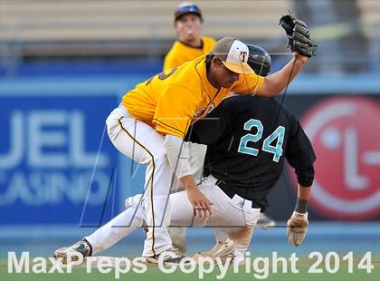 Thumbnail 2 in Temecula Valley vs. Aliso Niguel (CIF SS DIV 2 Final) photogallery.