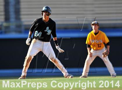 Thumbnail 2 in Temecula Valley vs. Aliso Niguel (CIF SS DIV 2 Final) photogallery.
