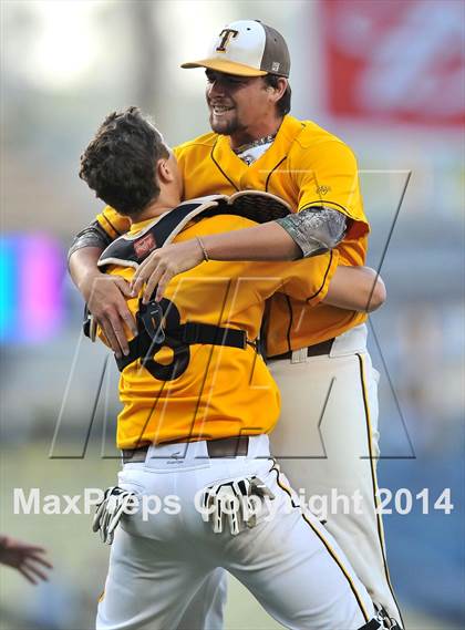 Thumbnail 1 in Temecula Valley vs. Aliso Niguel (CIF SS DIV 2 Final) photogallery.