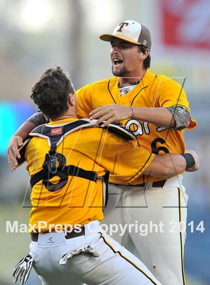 Thumbnail 3 in Temecula Valley vs. Aliso Niguel (CIF SS DIV 2 Final) photogallery.