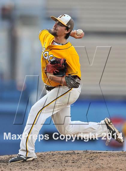 Thumbnail 3 in Temecula Valley vs. Aliso Niguel (CIF SS DIV 2 Final) photogallery.
