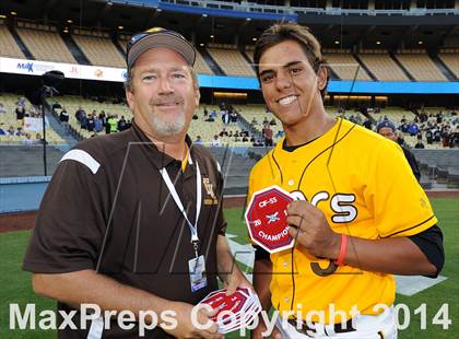 Thumbnail 3 in Temecula Valley vs. Aliso Niguel (CIF SS DIV 2 Final) photogallery.