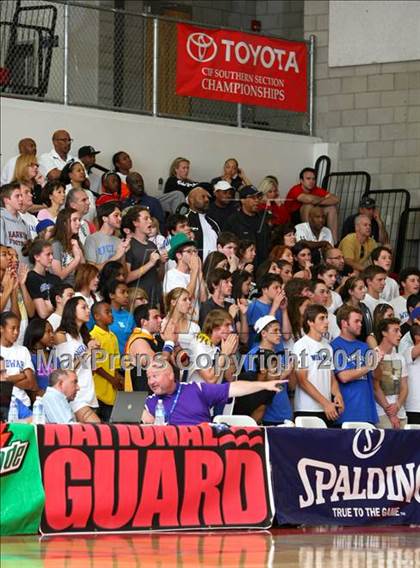 Thumbnail 2 in Windward vs. Lutheran (CIF SoCal D5 Final) photogallery.