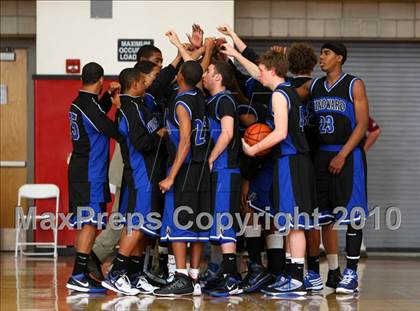 Thumbnail 2 in Windward vs. Lutheran (CIF SoCal D5 Final) photogallery.
