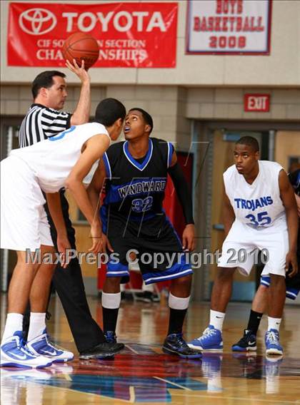 Thumbnail 2 in Windward vs. Lutheran (CIF SoCal D5 Final) photogallery.