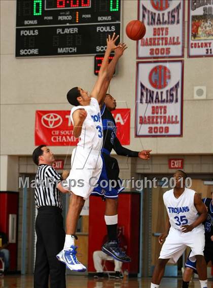 Thumbnail 3 in Windward vs. Lutheran (CIF SoCal D5 Final) photogallery.