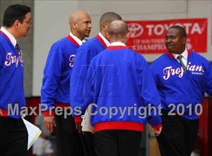 Thumbnail 1 in Windward vs. Lutheran (CIF SoCal D5 Final) photogallery.
