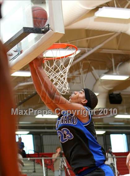 Thumbnail 1 in Windward vs. Lutheran (CIF SoCal D5 Final) photogallery.