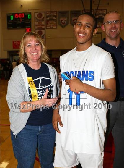 Thumbnail 2 in Windward vs. Lutheran (CIF SoCal D5 Final) photogallery.