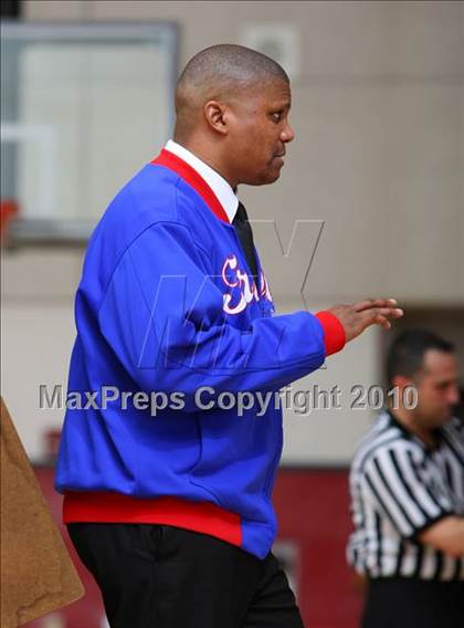 Thumbnail 1 in Windward vs. Lutheran (CIF SoCal D5 Final) photogallery.