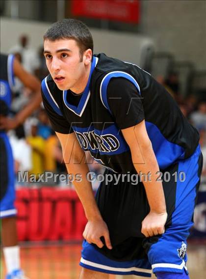 Thumbnail 2 in Windward vs. Lutheran (CIF SoCal D5 Final) photogallery.