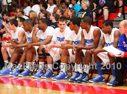 Thumbnail 3 in Windward vs. Lutheran (CIF SoCal D5 Final) photogallery.
