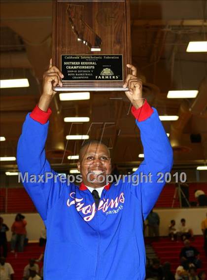 Thumbnail 3 in Windward vs. Lutheran (CIF SoCal D5 Final) photogallery.
