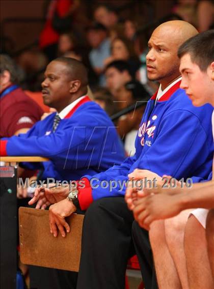 Thumbnail 3 in Windward vs. Lutheran (CIF SoCal D5 Final) photogallery.
