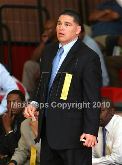 Thumbnail 3 in Windward vs. Lutheran (CIF SoCal D5 Final) photogallery.