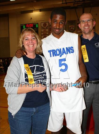 Thumbnail 1 in Windward vs. Lutheran (CIF SoCal D5 Final) photogallery.