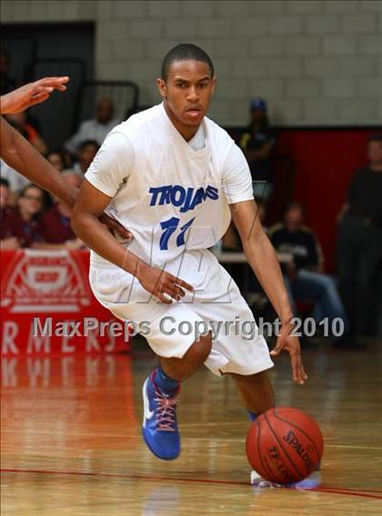 Thumbnail 1 in Windward vs. Lutheran (CIF SoCal D5 Final) photogallery.