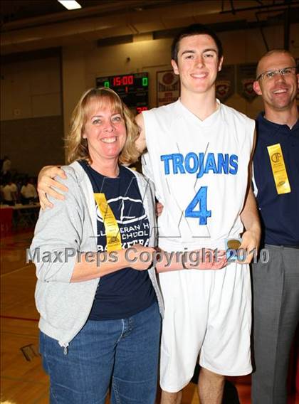 Thumbnail 1 in Windward vs. Lutheran (CIF SoCal D5 Final) photogallery.