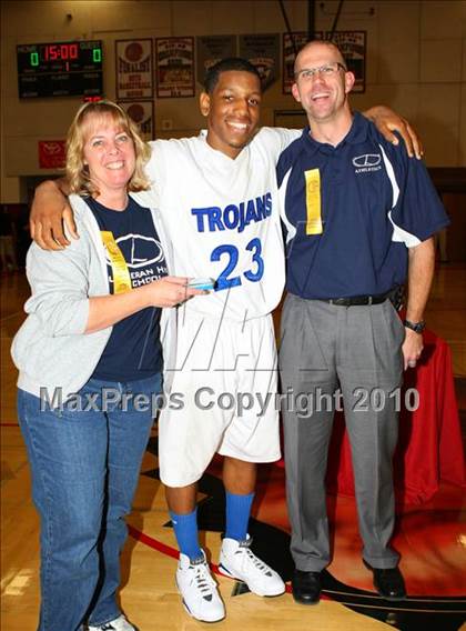 Thumbnail 1 in Windward vs. Lutheran (CIF SoCal D5 Final) photogallery.