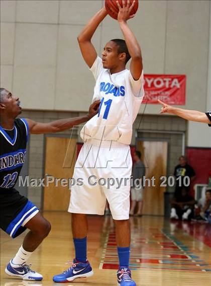 Thumbnail 1 in Windward vs. Lutheran (CIF SoCal D5 Final) photogallery.
