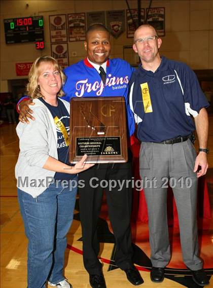 Thumbnail 2 in Windward vs. Lutheran (CIF SoCal D5 Final) photogallery.