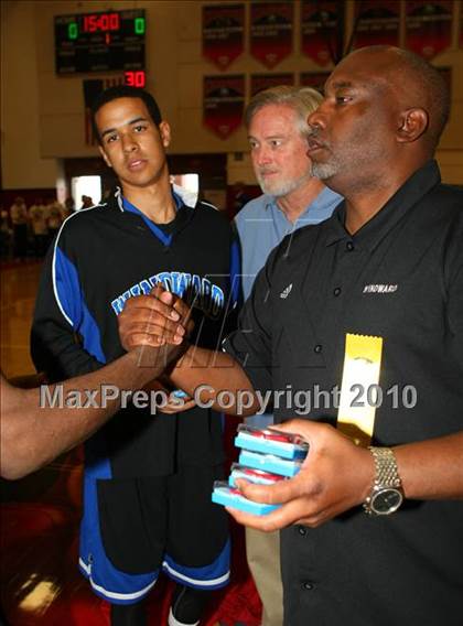 Thumbnail 3 in Windward vs. Lutheran (CIF SoCal D5 Final) photogallery.