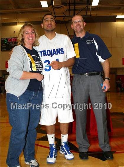 Thumbnail 1 in Windward vs. Lutheran (CIF SoCal D5 Final) photogallery.