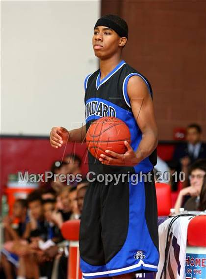 Thumbnail 2 in Windward vs. Lutheran (CIF SoCal D5 Final) photogallery.