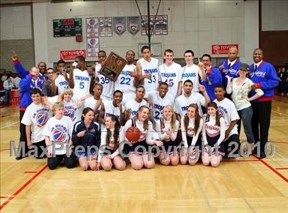 Thumbnail 3 in Windward vs. Lutheran (CIF SoCal D5 Final) photogallery.