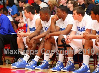 Thumbnail 2 in Windward vs. Lutheran (CIF SoCal D5 Final) photogallery.