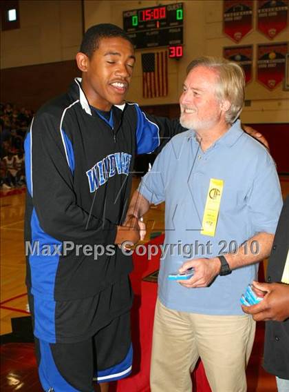 Thumbnail 2 in Windward vs. Lutheran (CIF SoCal D5 Final) photogallery.