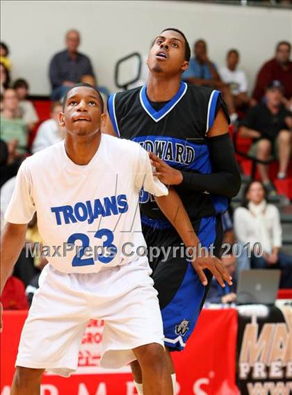 Thumbnail 3 in Windward vs. Lutheran (CIF SoCal D5 Final) photogallery.