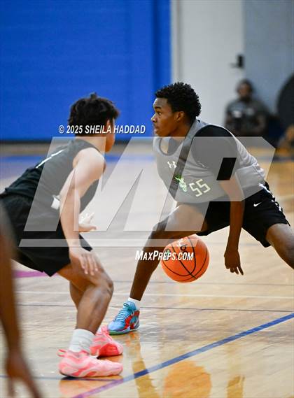 Thumbnail 1 in St Petersburg vs Sickles (Hoopvibe - Preseason) photogallery.