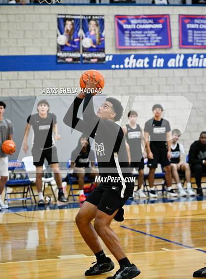 Thumbnail 1 in St Petersburg vs Sickles (Hoopvibe - Preseason) photogallery.