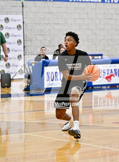 Thumbnail 1 in St Petersburg vs Sickles (Hoopvibe - Preseason) photogallery.