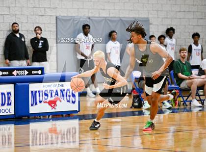 Thumbnail 3 in St Petersburg vs Sickles (Hoopvibe - Preseason) photogallery.