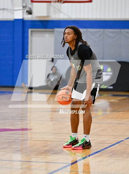 Thumbnail 1 in St Petersburg vs Sickles (Hoopvibe - Preseason) photogallery.