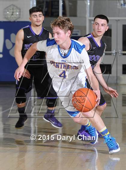 Thumbnail 2 in Hoover @ Benicia (MaxPreps Holiday Classic) photogallery.