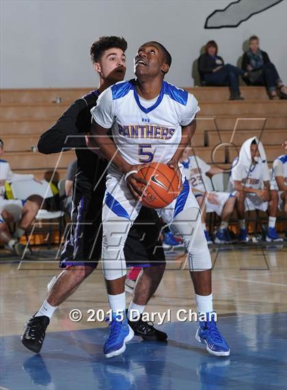 Thumbnail 2 in Hoover @ Benicia (MaxPreps Holiday Classic) photogallery.