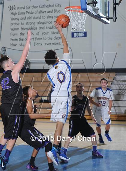 Thumbnail 2 in Hoover @ Benicia (MaxPreps Holiday Classic) photogallery.