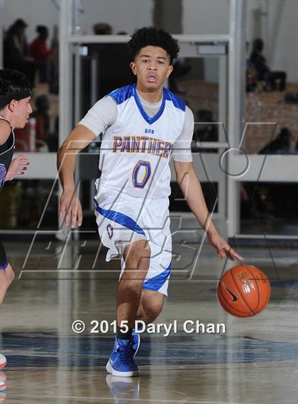 Thumbnail 3 in Hoover @ Benicia (MaxPreps Holiday Classic) photogallery.