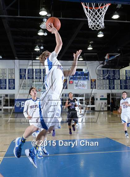 Thumbnail 3 in Hoover @ Benicia (MaxPreps Holiday Classic) photogallery.