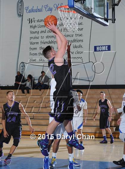 Thumbnail 3 in Hoover @ Benicia (MaxPreps Holiday Classic) photogallery.